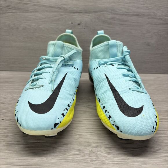 Nike Soccer Cleats Phantom GT2 Club MG Glacier Ice Yellow Strike Youth Size 4 - Picture 3 of 12